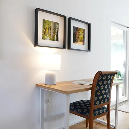 Apartment Feel-good Oasis With Garden And Parking Space In *