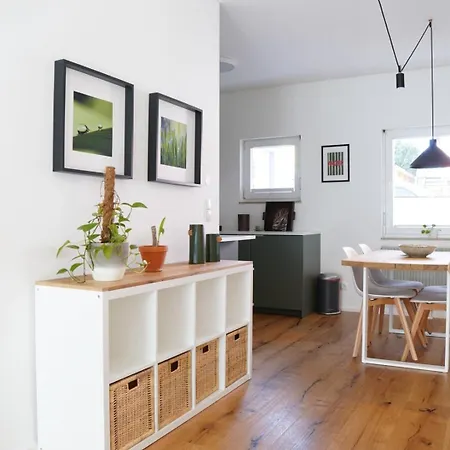 Feel-good Oasis With Garden And Parking Space In Appartement *