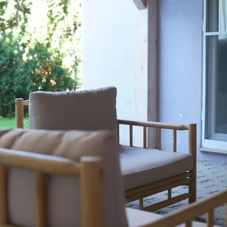 Feel-good Oasis With Garden And Parking Space In