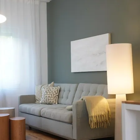 Feel-good Oasis With Garden And Parking Space In Appartement