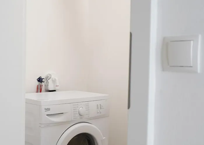 Feel-good Oasis With Garden And Parking Space In * Graz