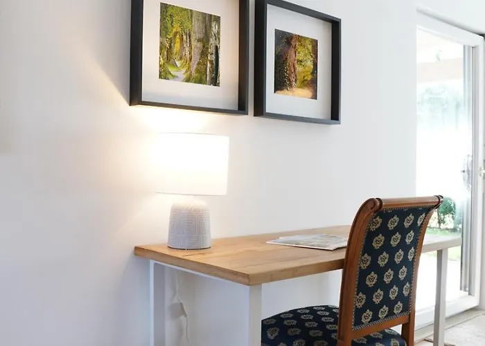 アパート Feel-good Oasis With Garden And Parking Space In *